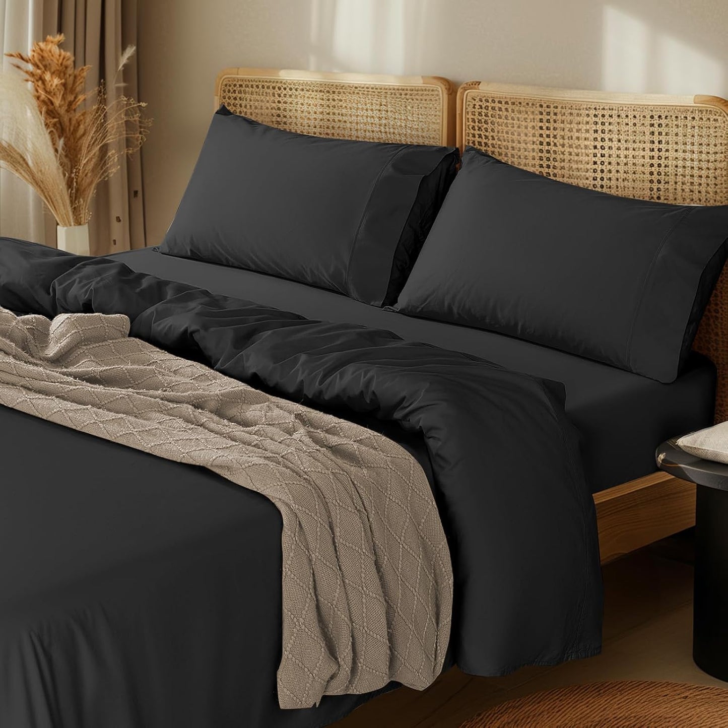 1000 Thread Count 100% Egyptian Cotton Twin Sheet Set, 3-Piece Deep Pocket Bedding Set, 16" Soft and Comfortable for All Seasons (Black)