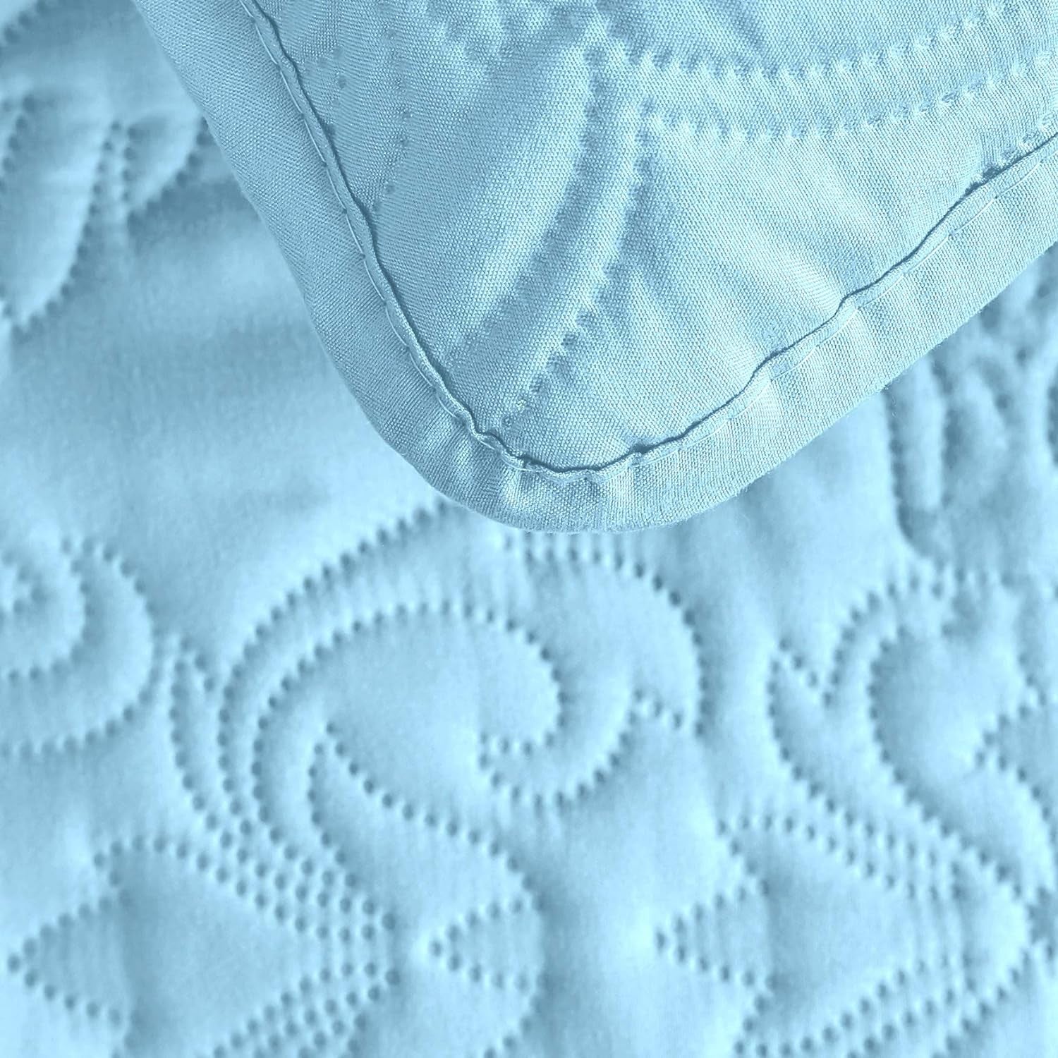 Sophia and William 3-Piece Reversible Microfiber Quilt Set for Queen/Full Size Beds, Includes 1 Quilt and 2 Pillow Shams, Lightweight, Cozy, and Hypoallergenic in Light Blue
