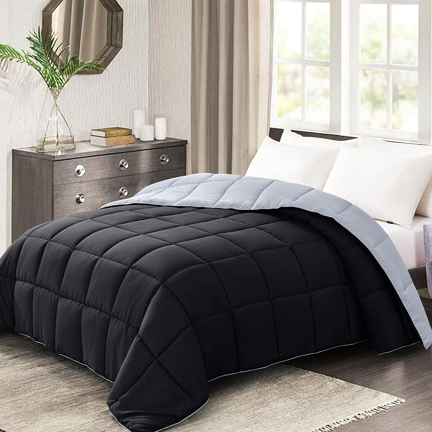 Oversized Queen Comforter - Lightweight Down Alternative Duvet Insert, Reversible Black and Light Grey Quilted Bedding for All Seasons